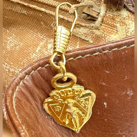 Gucci-Authentic-Vintage Crossbody - Picture 11 of 16